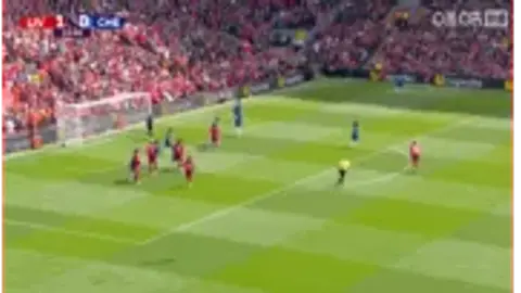 Van Dijk vô-lê vọt xà sau quả tạt cầu vồng của Szoboszlai