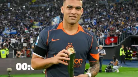 Vượt qua và bắn! Quan chức Serie A: Lautaro được bầu là cầu thủ xuất sắc nhất trong chiến thắng của 3-0 trước Lazio