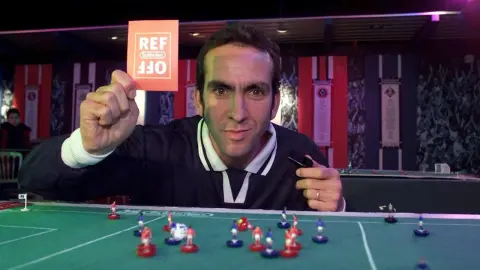 Di Canio: Milan không có bản sắc, cá tính và nhiệt huyết, một số cầu thủ không xứng đáng khoác áo đấu này