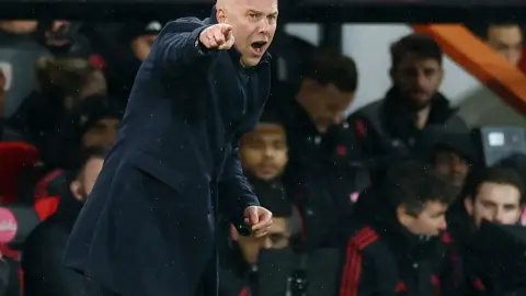 Làm sao để lấy lại fan Liverpool? Năm điều cần làm ở Leslot: Ngừng chơi thứ bóng đá nhàm chán
