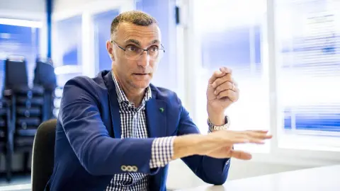 Bergomi phản đối việc Inter Milan dùng 4 hậu vệ, Di Canio: Inter Milan chơi 3 hậu vệ và 2 lần vào chung kết Champions League