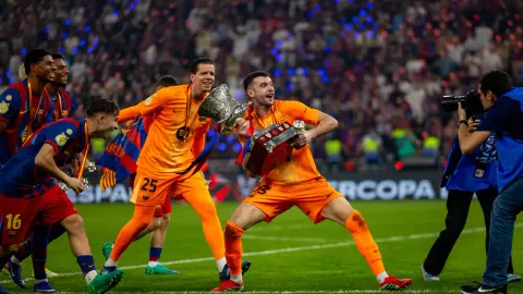 Tôi không nói được tiếng Tây Ban Nha, chỉ nói tiếng Catalan. Joan Garcia đến từ La Masia.