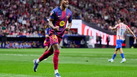 Barcelona vẫn đang cân nhắc có nên mua đứt Rashford hay không, Flick đánh giá cao Badji