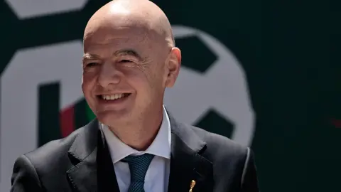 Giá vé World Cup 2026 gây phẫn nộ, Guardian chỉ trích FIFA và Infantino