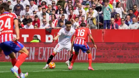 Villarreal đã cố gắng ký hợp đồng với Vargas trong hai kỳ chuyển nhượng vừa qua nhưng không thành công.