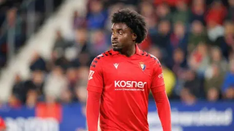 Tôi có thể chơi ở đẳng cấp cao nhất và tôi hy vọng Osasuna có thể giành chức vô địch châu Âu