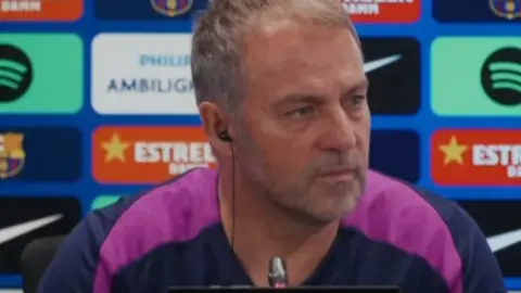 Flick: Mục tiêu tiếp theo là 100 điểm và sẽ gia hạn hợp đồng với Barcelona đến năm 2028