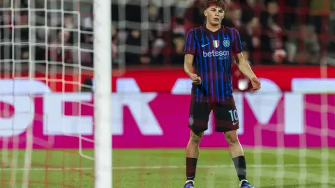 Inter Milan quan tâm đến trung vệ Sassuolo, Mosconi trở thành con bài trao đổi, hai bên đạt được thỏa thuận