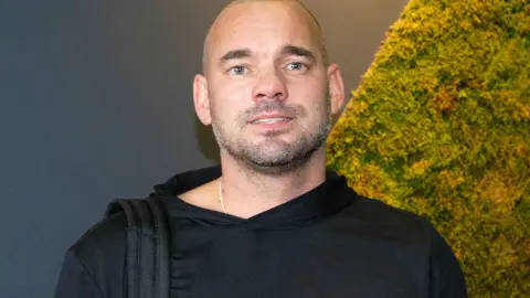Sneijder: Hoặc Paris thắng 3-0 hoặc 4-0 ở chung kết Champions League, hoặc Arsenal thắng 1-0