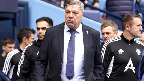 Allardyce: Hủy bàn thắng của West Ham là bê bối, Pháo thủ làm nhiều lần mà không bị trừng phạt
