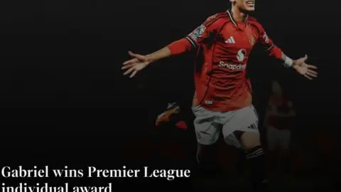Sao 15 tuổi của Manchester United: Tôi rất vui khi đoạt giải Cầu thủ U18 xuất sắc nhất năm Ngoại hạng Anh Tôi xin cảm ơn huấn luyện viên và các đồng đội của tôi.