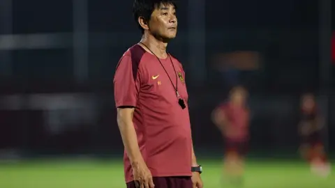 Ukishima Toshi: Pan Chaowei luôn thể hiện rất tốt nên tôi nhất quyết để anh ấy bắt đầu. Tôi không ngờ rằng anh ấy sẽ đủ tiêu chuẩn như thế này