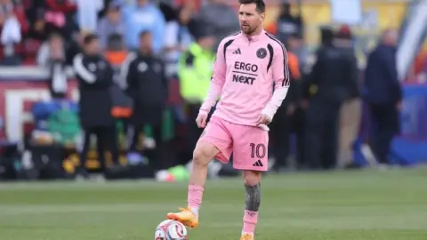 Huấn luyện viên Miami: Nhắc đến Messi, điều đó luôn tuyệt vời, trước hết là con người và thứ hai là màn trình diễn của anh ấy