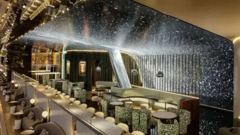 Chính thức: Real Madrid giành lại quyền sở hữu Santiago Bernabeu Sky Bar thông qua thỏa thuận tư pháp