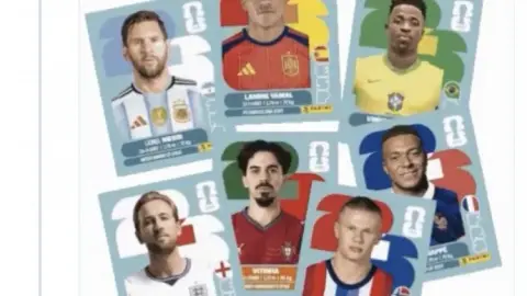 Mirror: Sưu tầm đủ album sticker World Cup 2026 có thể tốn hơn 1.000 bảng