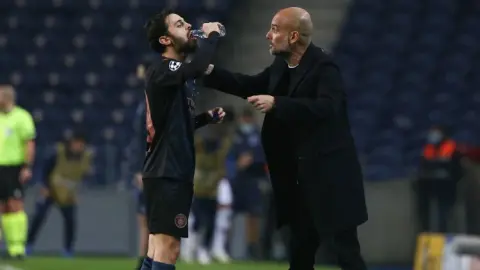 Video chia tay Manchester City bị rò rỉ, phóng viên: Video do đội trưởng B quay chứ không phải Guardiola