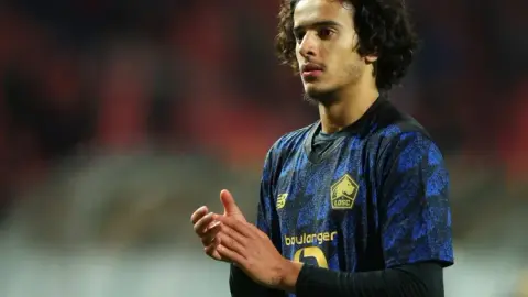 Truyền thông Pháp: Tiền vệ 18 tuổi Bouadi của Lille chọn khoác áo Maroc và sẽ tham dự World Cup