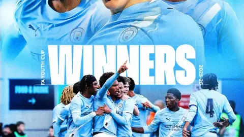 2 vương miện trong 3 năm! Manchester City đã đánh bại Manchester United 2-1 trong trận chung kết FA Youth Cup, dưới sự chứng kiến ​​của Guardiola và Carrick.