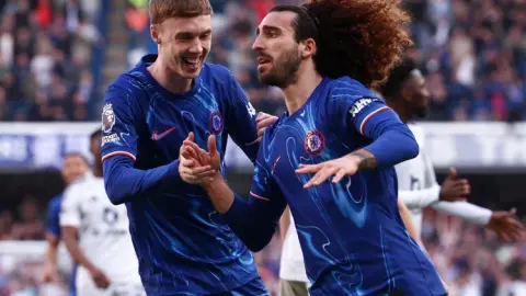Cucurella: Chelsea sẽ chơi tất tay ở chung kết FA Cup và cố viết thêm lịch sử