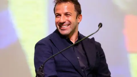 Del Piero: Trước đây, chơi bóng chỉ đơn thuần là tận hưởng tình yêu bóng đá nhưng giờ đây đã thay đổi.