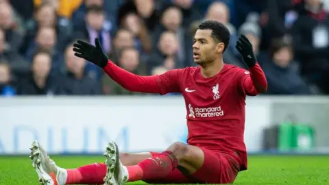 Tỷ lệ chuyển đổi cú sút ở Premier League mùa này: Gakpo 8.4% thấp nhất, Saka 10.3% đứng thứ 4