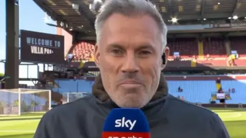 Carragher: Nếu Alonso huấn luyện The Blues, tôi hy vọng họ thắng; Liverpool giữ lại Slott là một cuộc đảo chính
