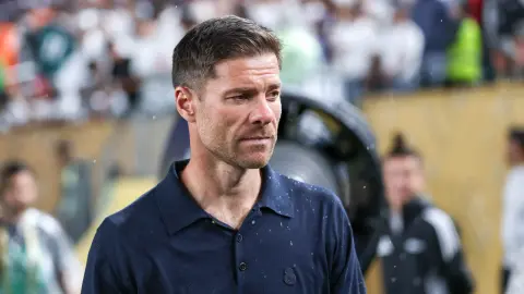 Phóng viên: Chức danh của Alonso tại Chelsea là huấn luyện viên và anh ấy sẽ tham gia sâu vào các bản hợp đồng cũng như các vấn đề khác