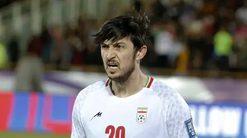 Bị trục xuất khỏi đội Iran! Phóng viên: Azmoun 31 tuổi lỡ World Cup, một cầu thủ khác cũng không được chọn