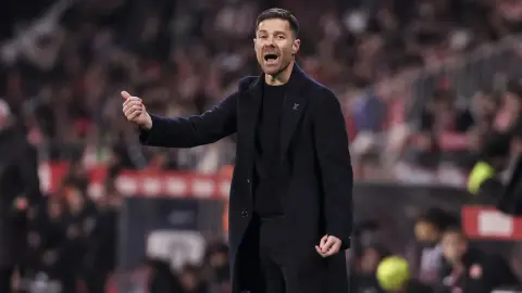 BBC: Xabi Alonso sẽ có quyền hạn lớn hơn tại Chelsea, chuyển nhượng phải thông qua ông