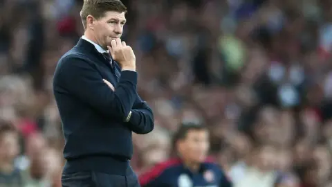 Gerrard nói về bài đăng của Salah: Đây là lời chỉ trích gay gắt đối với Slott và đội bóng đã mất bản sắc