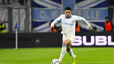 Ngồi trên băng ghế dự bị! Cầu thủ 19 tuổi Nwaneri kết thúc hợp đồng cho mượn ở Marseille với 2 bàn thắng và 1 kiến ​​tạo sau 11 trận và 0 lần ra sân trong tháng qua.