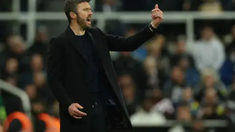 Carrick: B Fee không đặt danh dự cá nhân lên trên lợi ích tập thể Tương lai của tôi sẽ rõ ràng.