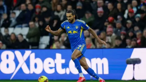 TA: Leeds United đã nói với Lewin năm ngoái rằng sẽ có cơ hội tham dự World Cup ở đây, và bây giờ điều đó có thể trở thành sự thật.