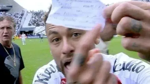 [Giải thích trường hợp] Neymar bị “cưỡng bức thay thế”, lỗi tại ai?