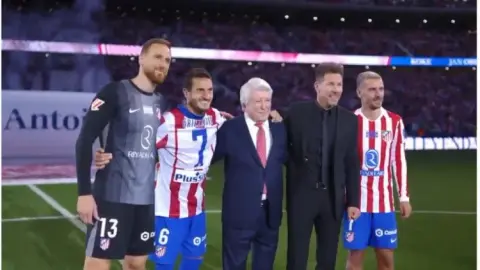 Simeone khen ngợi Grizmann: Bạn có tố chất có thể lây sang đồng đội và được mọi người yêu mến