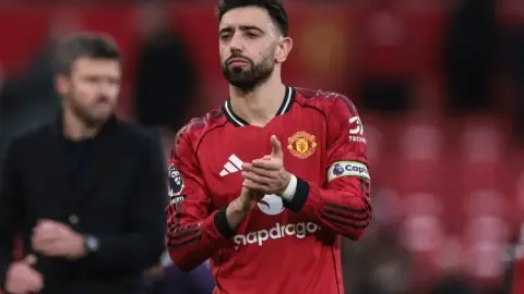 Man United nhìn lại mùa giải của B Fee: Carrick đau buồn vì sự ra đi của Amorim đã lấy lại sức sáng tạo