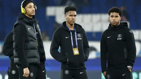 Bị ảnh hưởng bởi thành tích của đội? Ba cầu thủ Brazil của Chelsea vắng mặt ở World Cup; Esteban bị thương