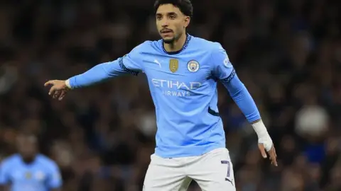 Hàng ngày: Người thay thế Barcelona là Malmouche, Man City hy vọng sẽ thu lại khoản đầu tư 75 triệu euro