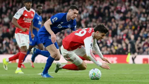 Vieira: Hành động của Havertz chưa đủ mạnh để phải nhận thẻ đỏ