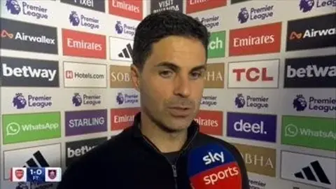 Arteta: Tôi chưa thấy pha phạm lỗi của Havertz; Guardiola sẽ rời đội? Hãy nói chuyện đó sau khi anh ấy quyết định.