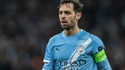 Ghế B: Tôi thất vọng vì không giành được chức vô địch Premier League. Tôi không biết liệu Guardiola sẽ ở lại hay ra đi.