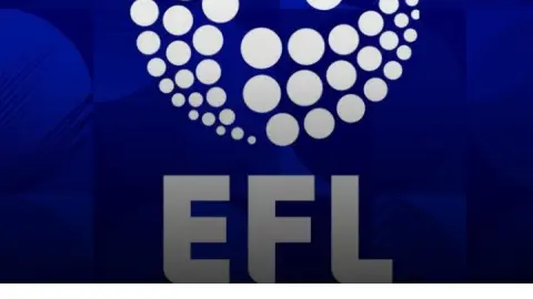 Chính thức: Southampton bị phạt và bị loại khỏi play-off thăng hạng Championship, Middlesbrough đấu Hull City ở trận chung kết phụ.