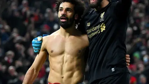 Cựu thủ môn: Liverpool có thể dùng Martinez thay Alisson, cầu thủ như Salah khó tìm
