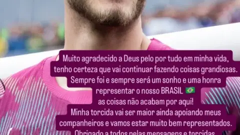 Mạng xã hội Bento nói về trận thua đội Brazil: Tôi sẽ cổ vũ đồng đội, cố lên Brazil!
