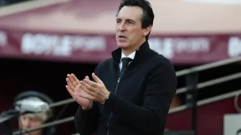Emery đã lần thứ sáu dẫn dắt đội bóng vào chung kết các giải đấu lớn ở châu Âu, chỉ đứng sau bảy lần của Trapattoni.