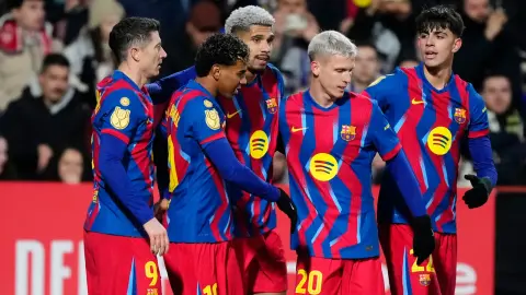 Thể thao thế giới: Barcelona tổ chức bữa tối vô địch với sự có mặt của các cầu thủ, ban huấn luyện và toàn thể nhân viên.