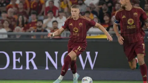 Roma theo đội: Dov Bik được tiến cử tới Juventus, Inter Milan coi Cone là lựa chọn hàng đầu cho bản hợp đồng tiền vệ