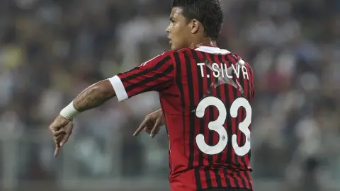 Trở lại Milan ở tuổi 41? ESPN: AC Milan đề nghị Thiago Silva hợp đồng 1 năm