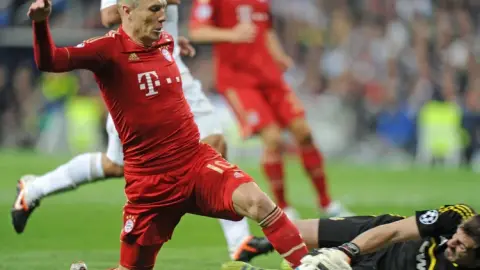 Từng 5 lần vô địch Cúp quốc gia Đức, Robben gửi lời nhắn tới Bayern: Tôi tin các bạn có thể mang về chiếc cúp từ Berlin.