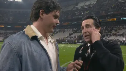 Emery: Thật tuyệt vời khi viết nên chương mới trong lịch sử Aston Villa